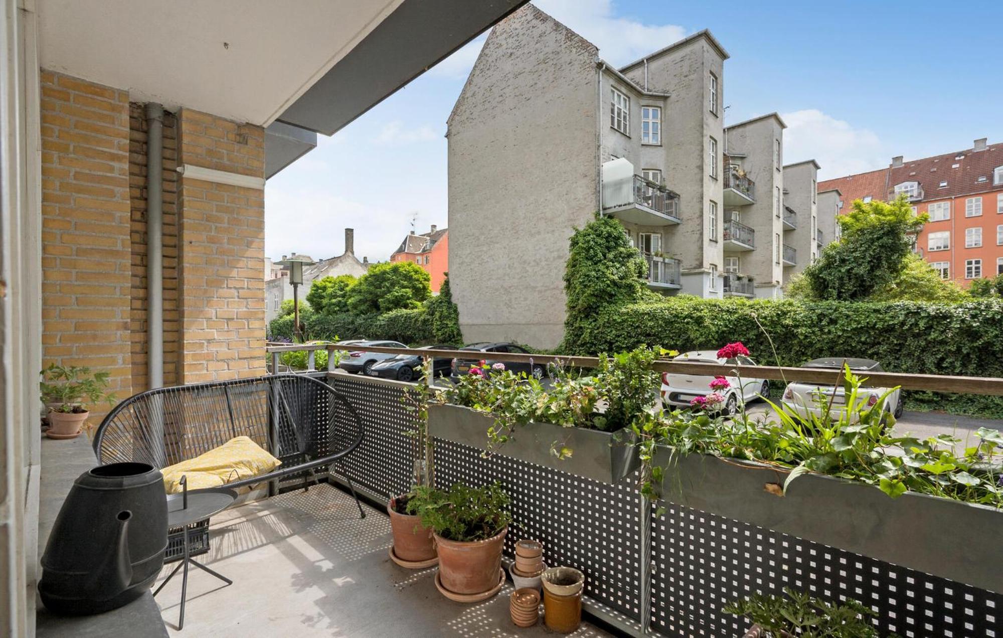 1 Bedroom Pet Friendly In Frederiksberg C Leilighet København